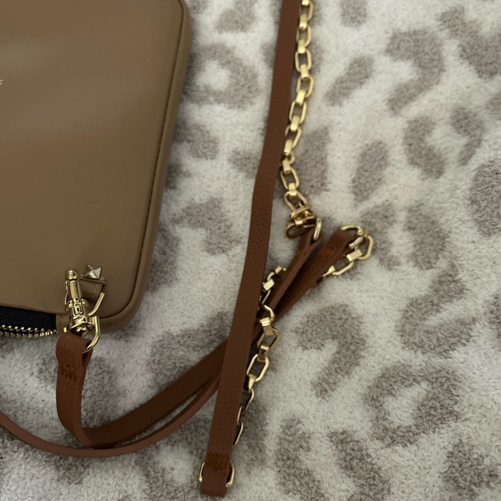 Bandolier Brown Expanded Pouch Crossbody Bag with Gold Accents - Picture 6 of 6